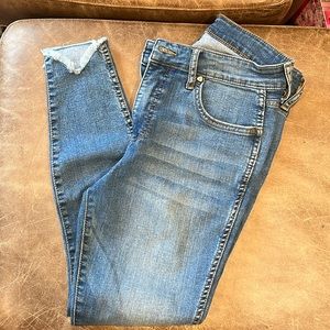 NWOT Kut Petite High Rise Fab Ab Ankle Skinny